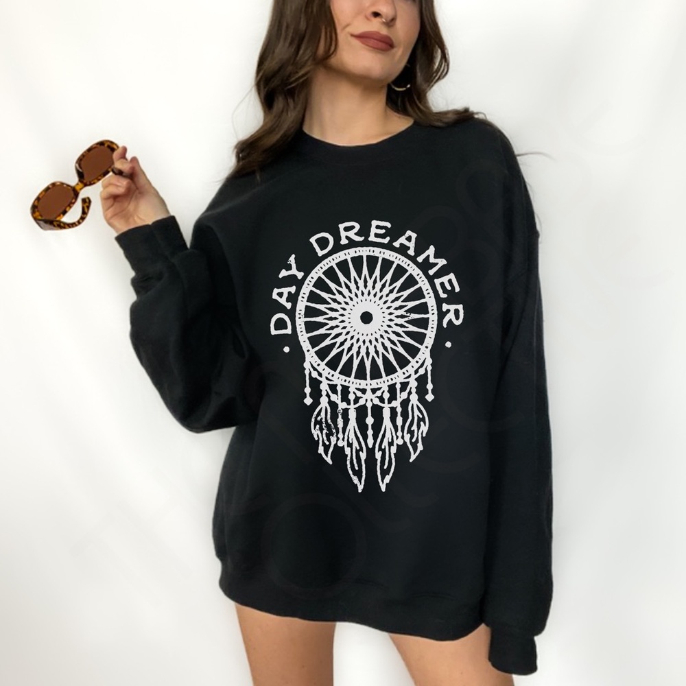 ⬇️ PRICE CUT ⬇️ Day Dreamer Dream Catcher Graphic Crewneck Sweatshirt